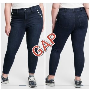 👀50% OFF👀👖NWT‼️ GAP brand High Rise Universal Legging Jeans with Washwell
